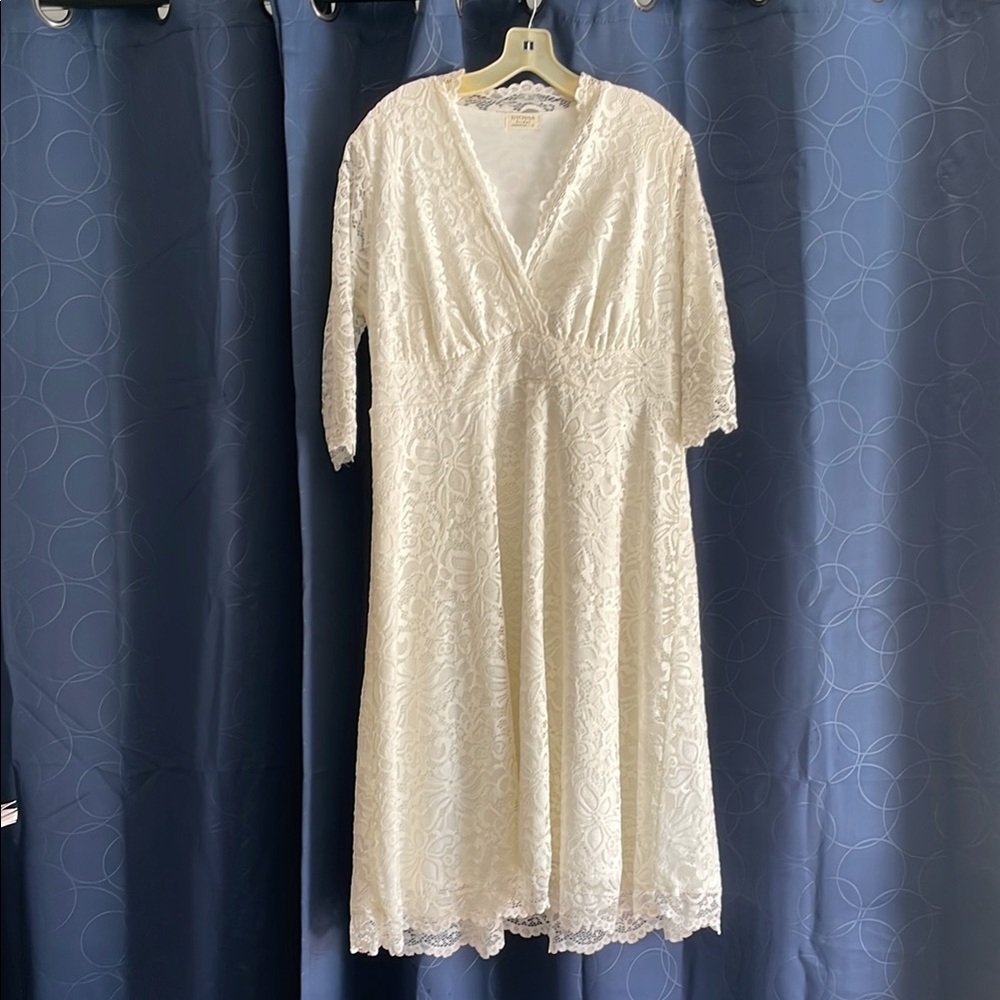 White Tea-Length Lace Dress with Half Sleeves